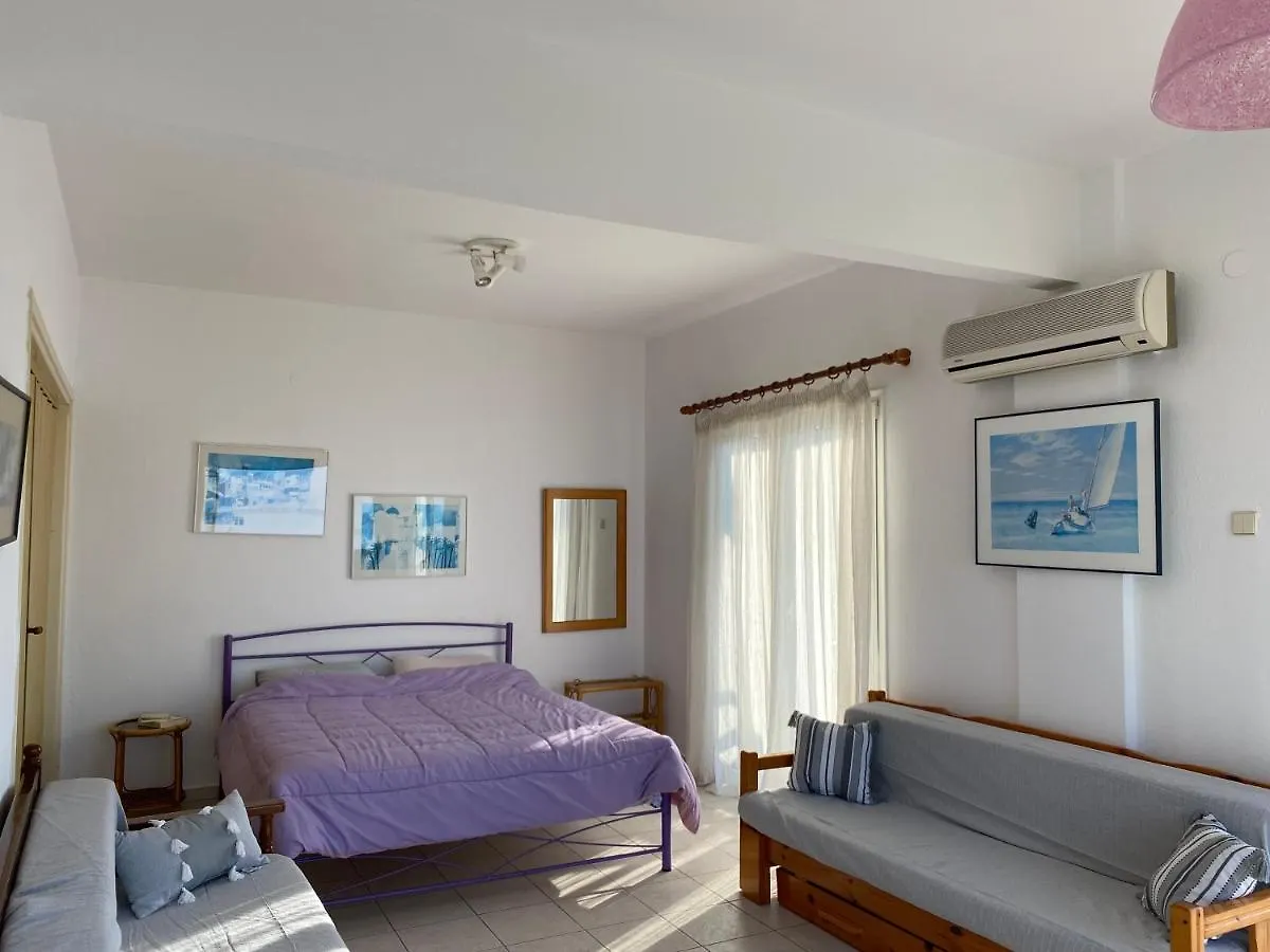 Holiday home Ideal Holidays Nea Moudania
